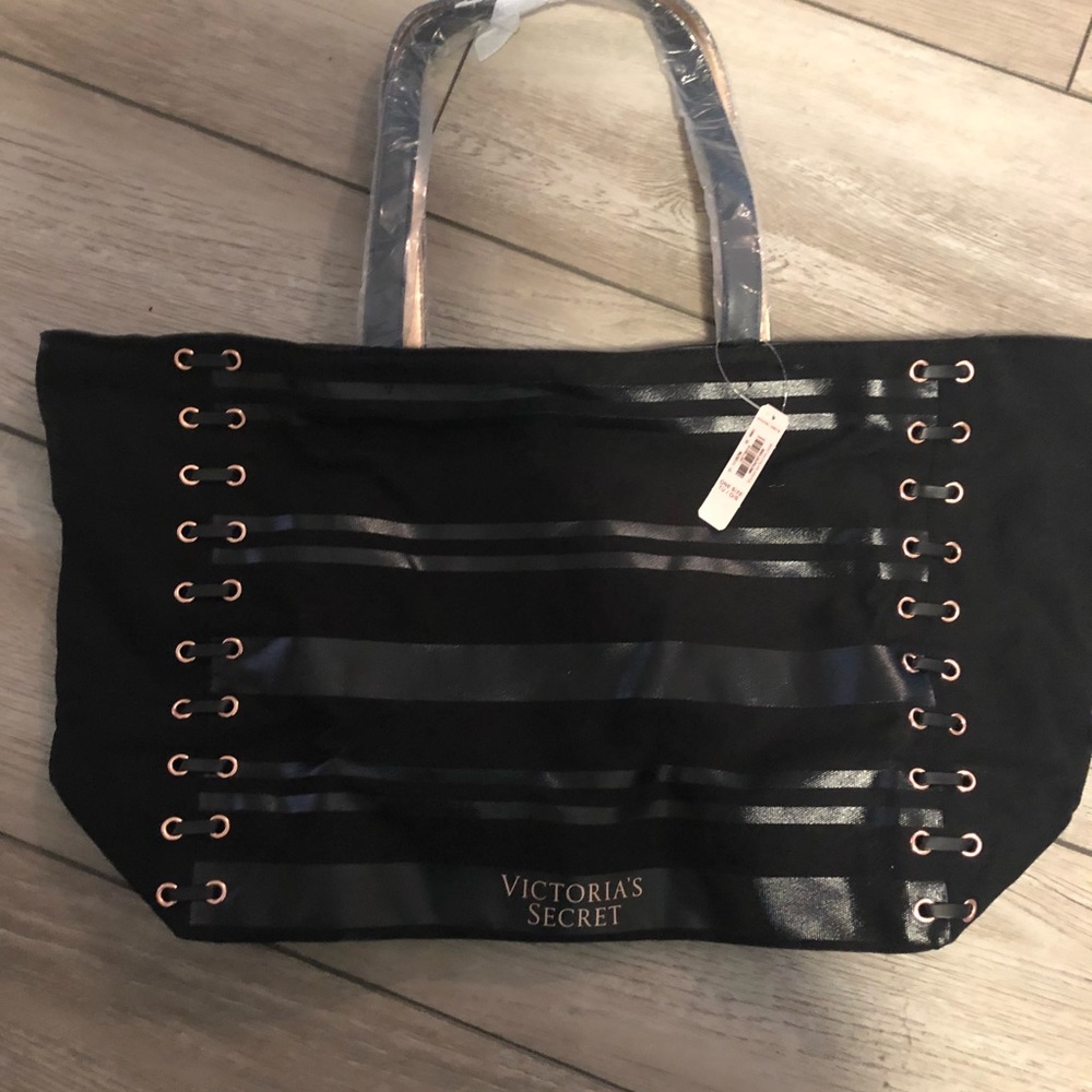 New with tags Victoria Secret tote
